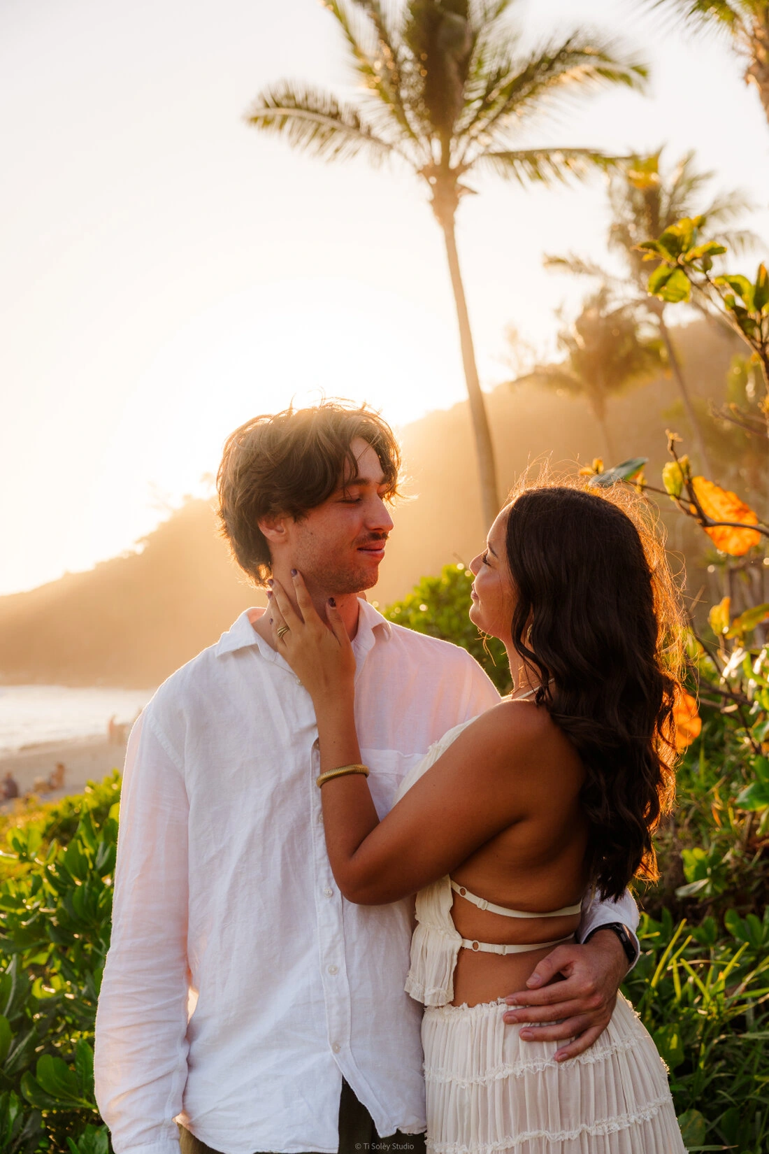Séance photo couple au coucher du soleil à La Réunion